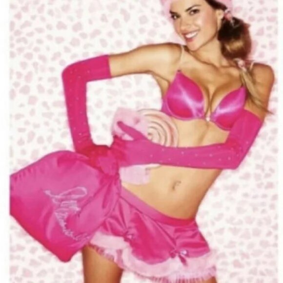 Victoria's Secret Vintage Very Sexy Little Things Rare Santa Baby Fur Skirt NWT - Picture 1 of 5